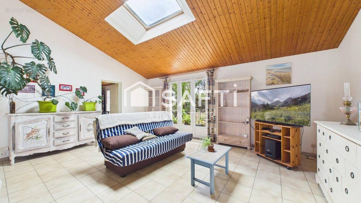 Photo 1 - Maison à SAINT-CLEMENT-DES-BALEINES