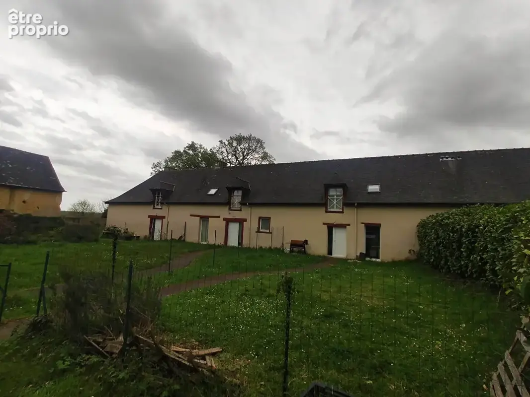 Manoir de Prestige à Vendre à LIFFRE - photo 12