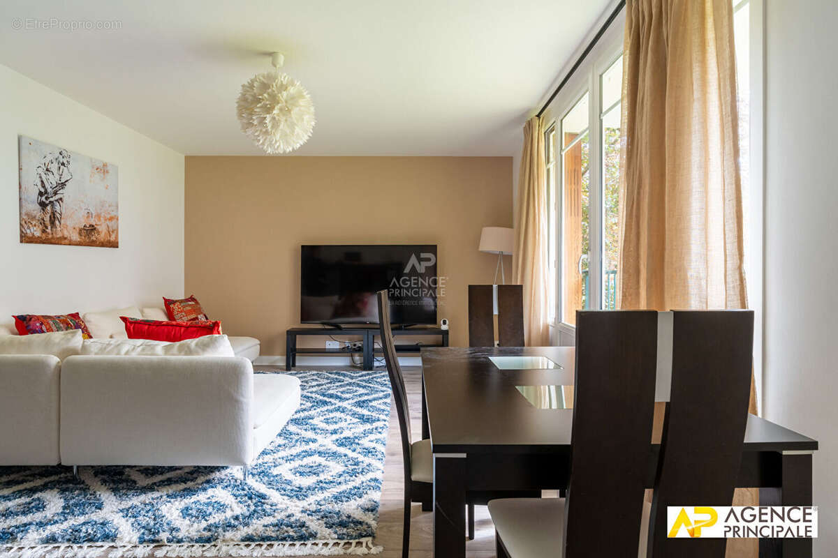 Appartement à MAISONS-LAFFITTE