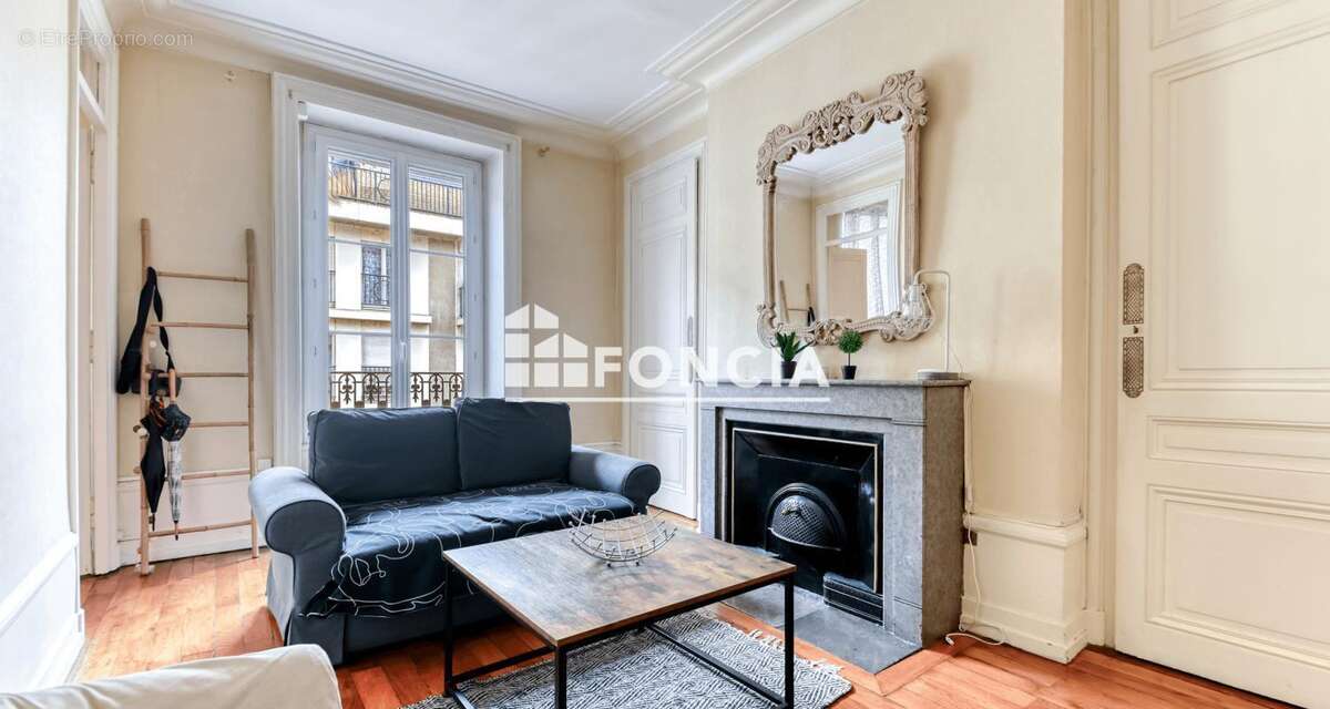 Appartement à LYON-7E