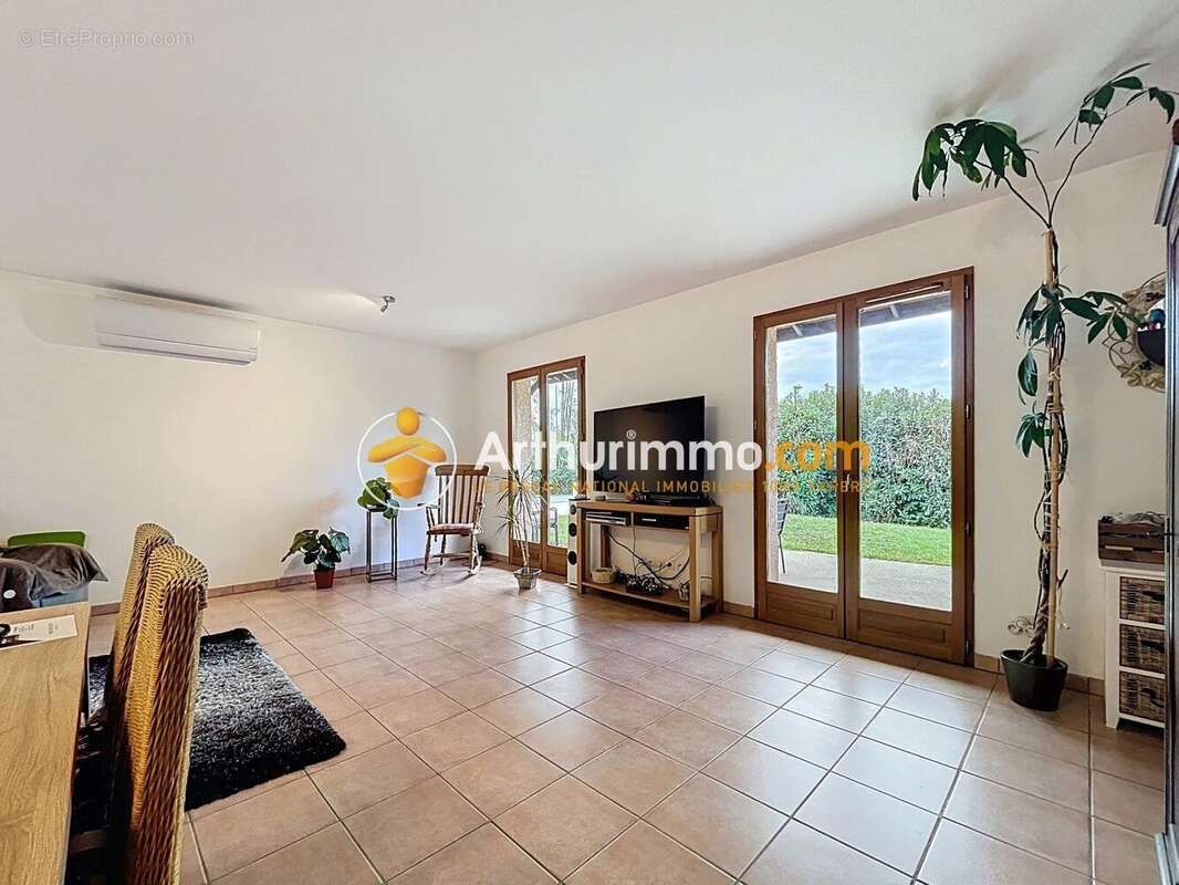 Maison à BOURGOIN-JALLIEU