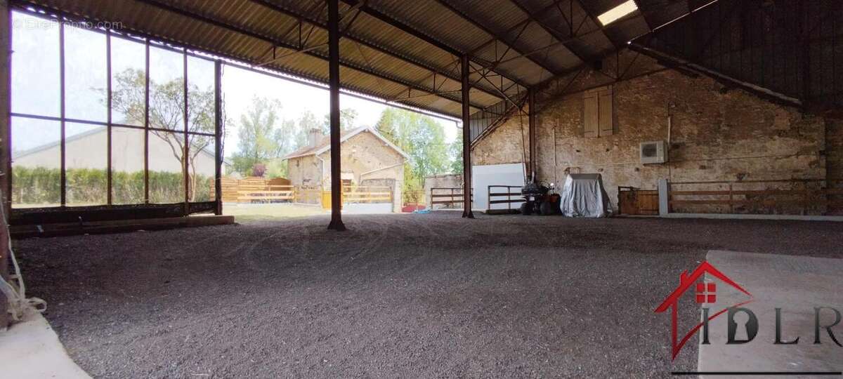 Magnifique corps de ferme avec annexes - photo 16