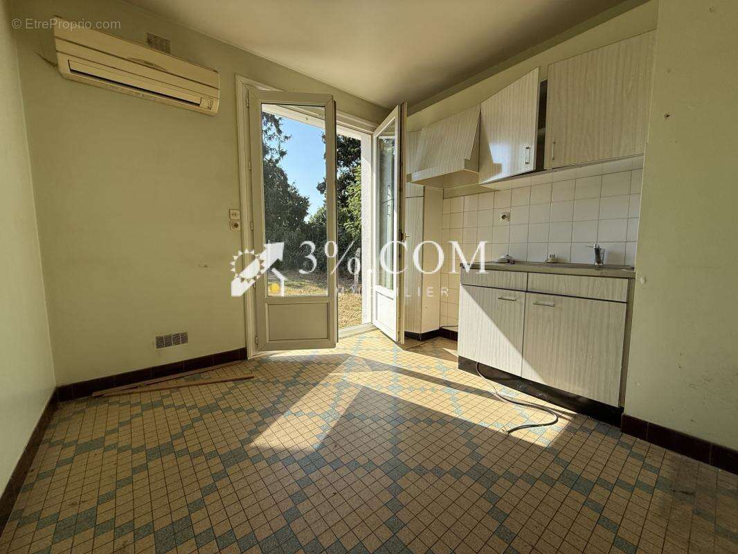 BADEN   À deux pas du bourg, maison familiale avec fort pote - photo 5