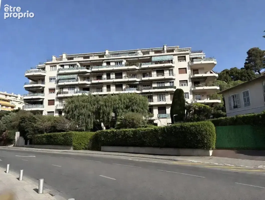 Baisse de prix – 940 000 € – appartement-villa – 152 m² de terrasse – nice libération - photo 11