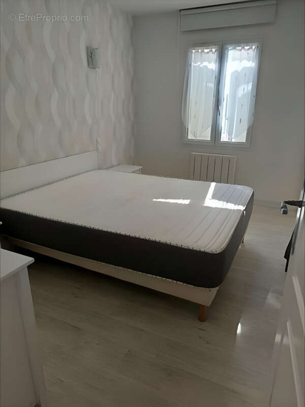 Maison à SAINTE-RADEGONDE