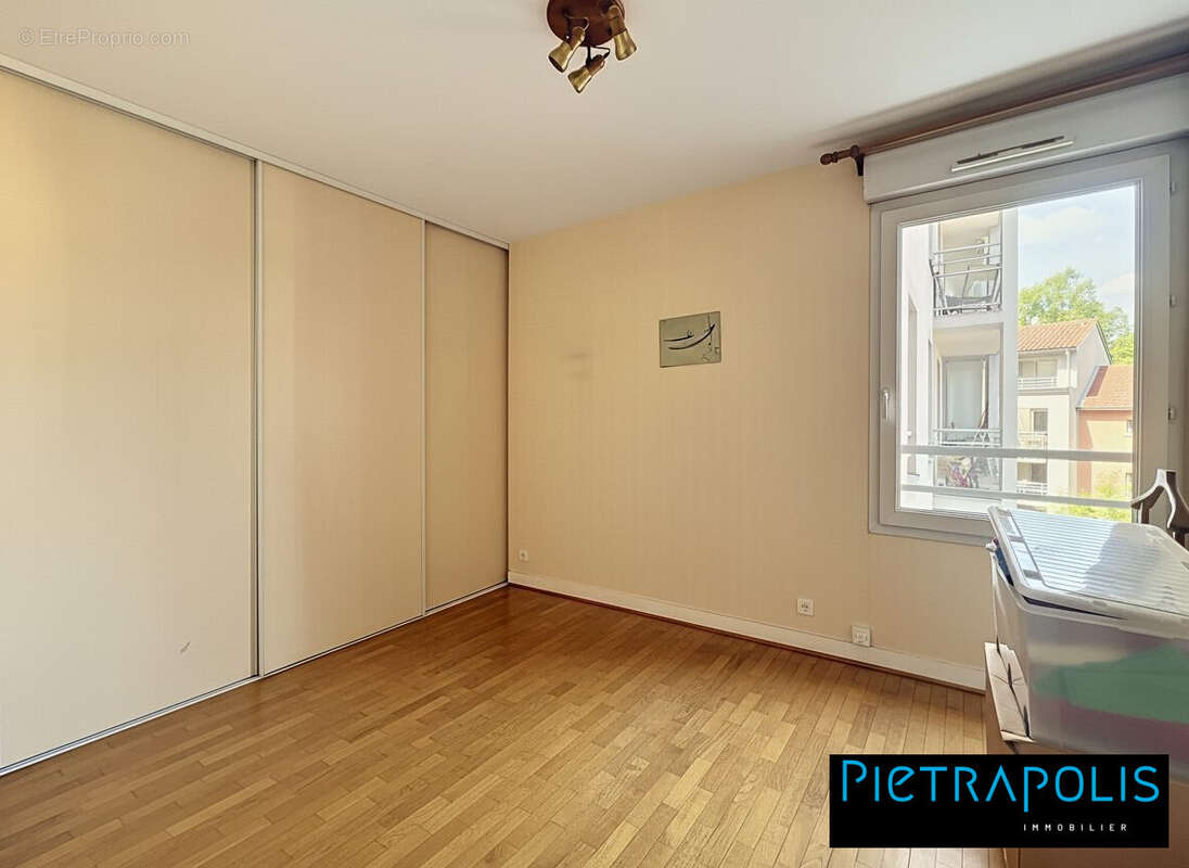 Appartement à OULLINS