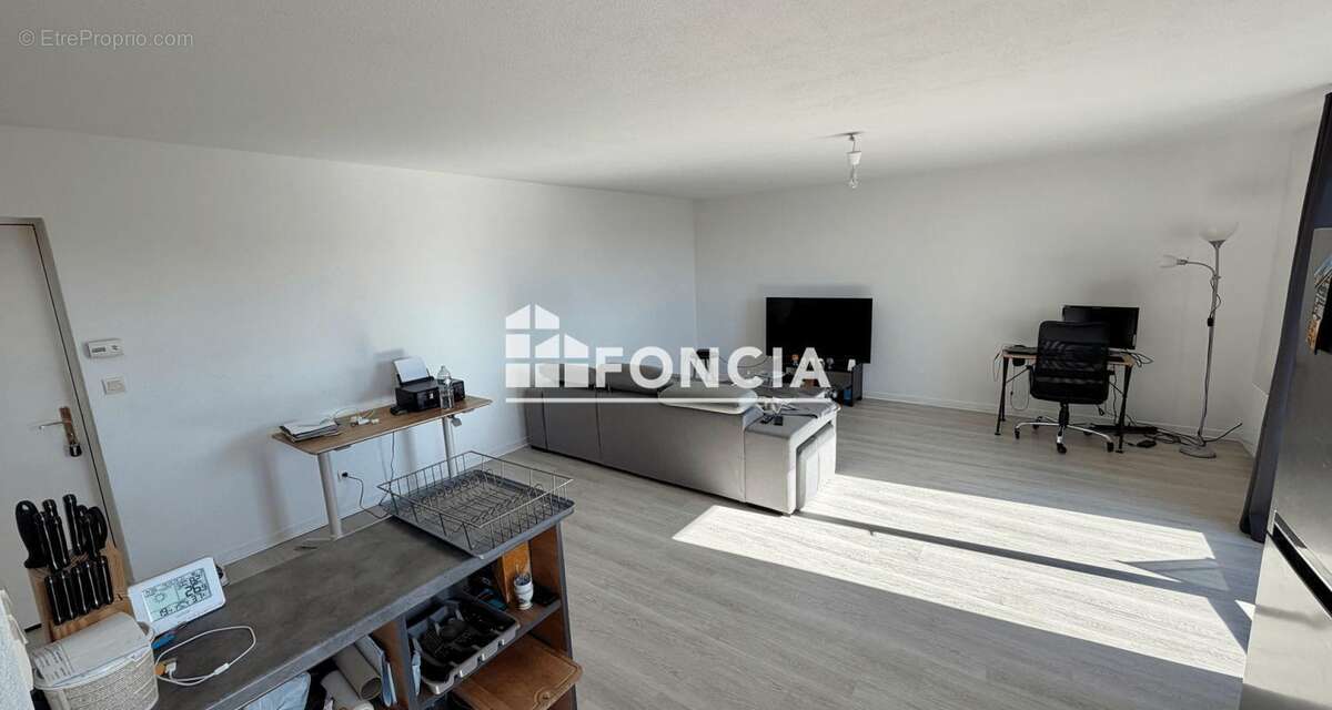 Appartement à MONTIGNY-EN-GOHELLE