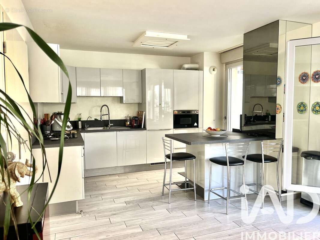 Photo 6 - Appartement à OZOIR-LA-FERRIERE