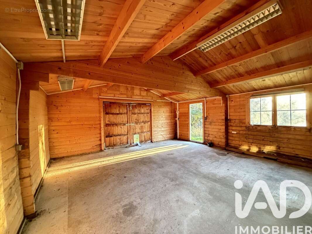 Photo 3 - Terrain à AMBARES-ET-LAGRAVE