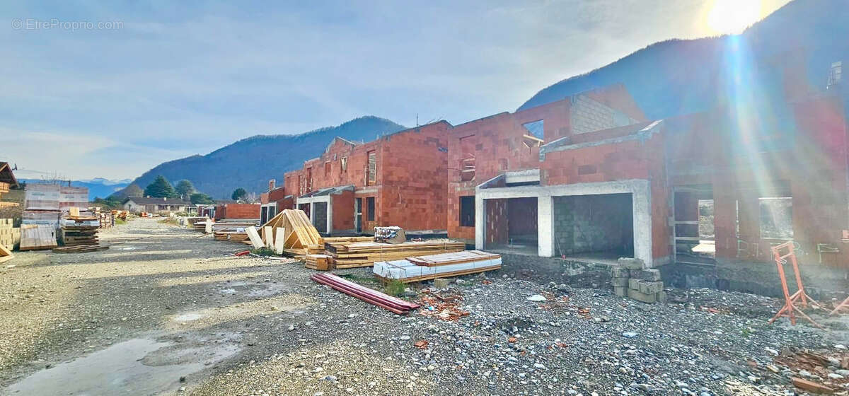 Maison à BONNEVILLE