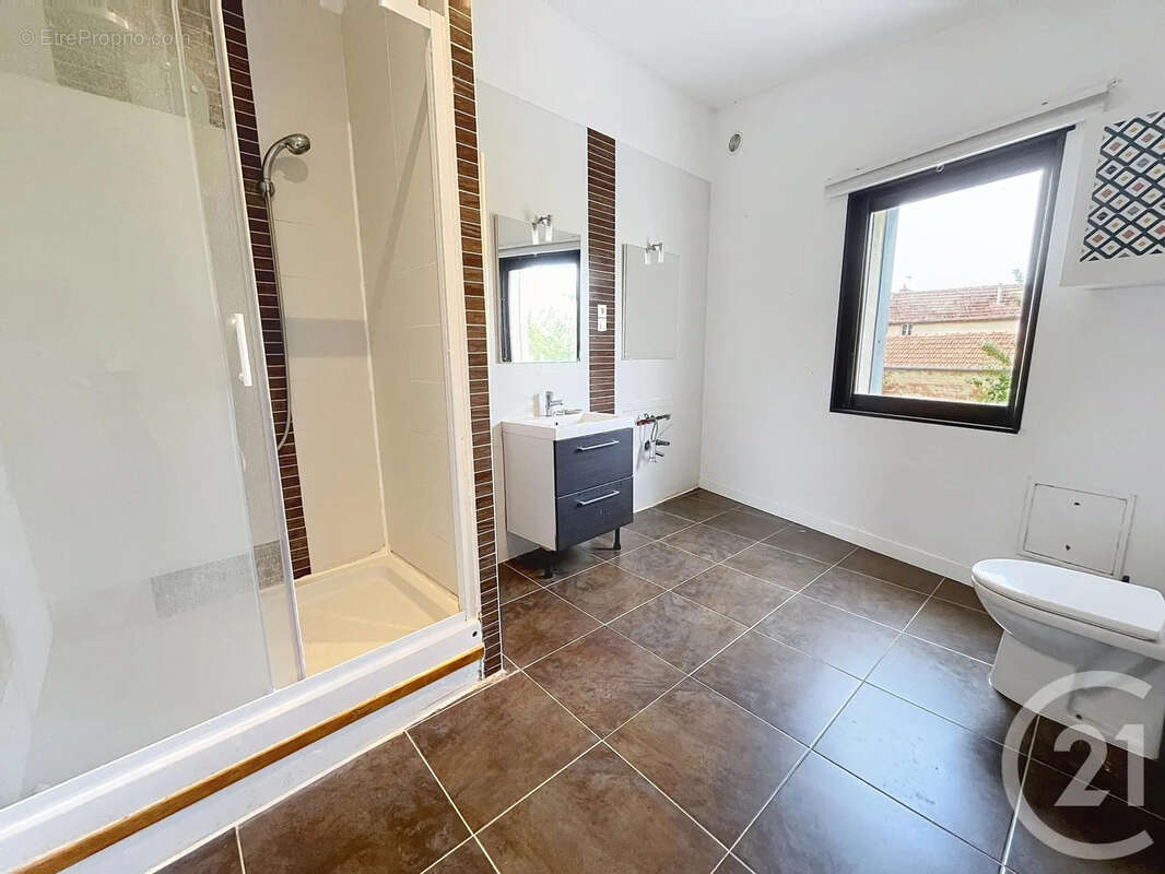 Maison à MONTIERAMEY