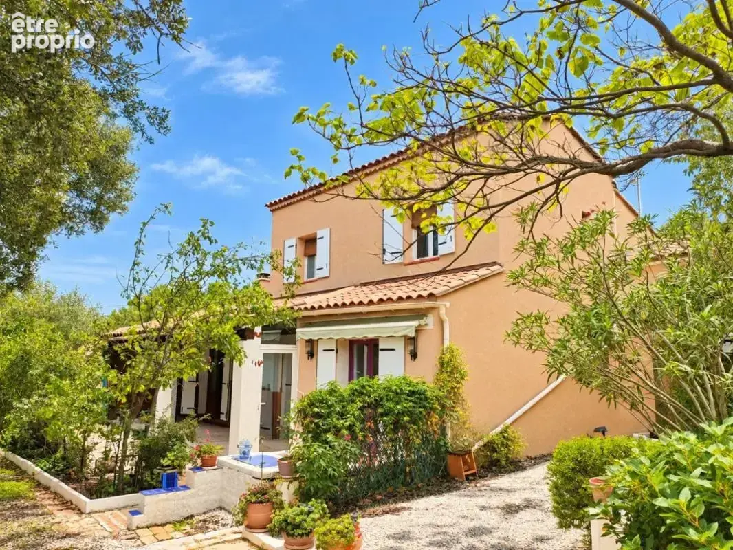 Maison 6 pièces 166 m² à vendre à Sainte-Anastasie-Sur-Issole (83136) - photo 2