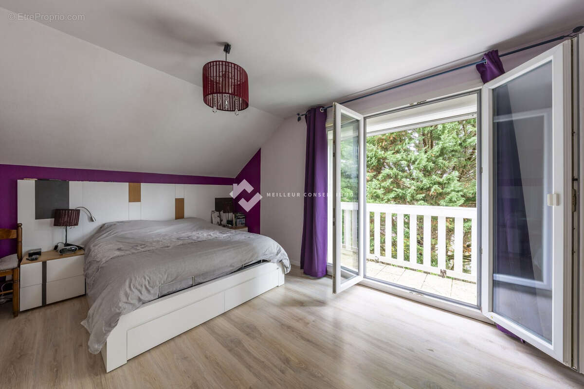 Maison 175 m² à Boissise-Le-Roi  - photo 6