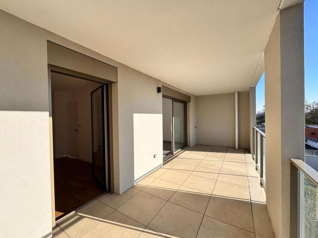   - Appartement à SAINT-CYR-AU-MONT-D&#039;OR