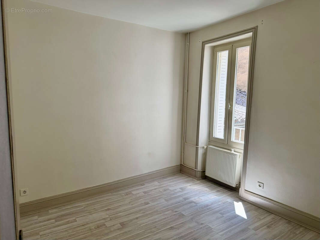 Maison à COURPIERE
