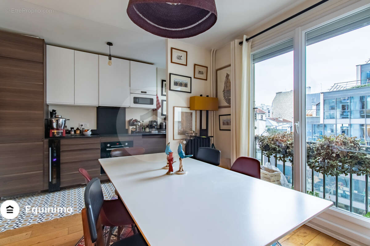 Appartement à PARIS-15E