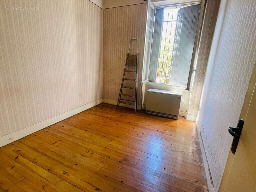 Maison à ROMANS-SUR-ISERE