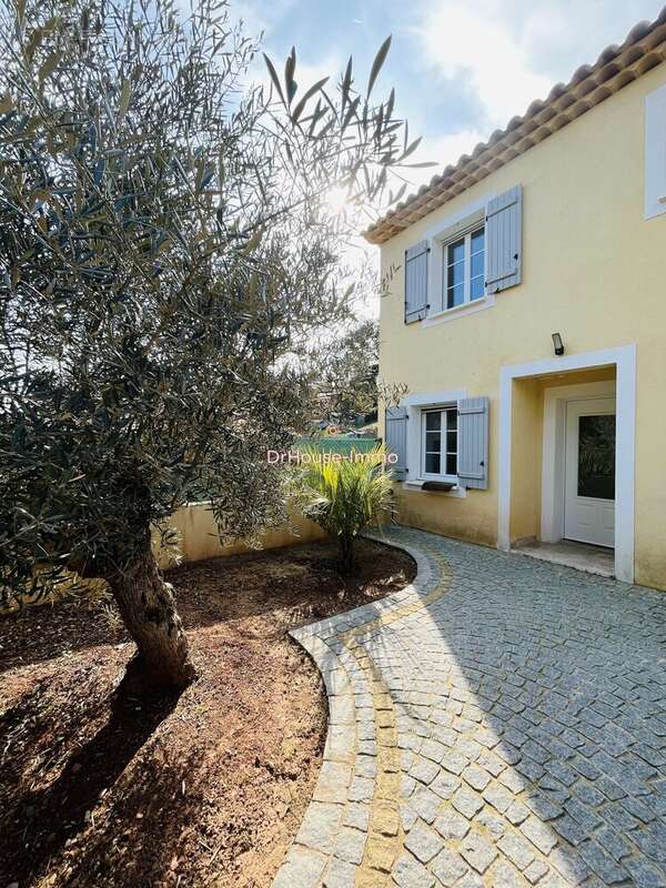 Maison 167 m² à Le Thoronet  - photo 11