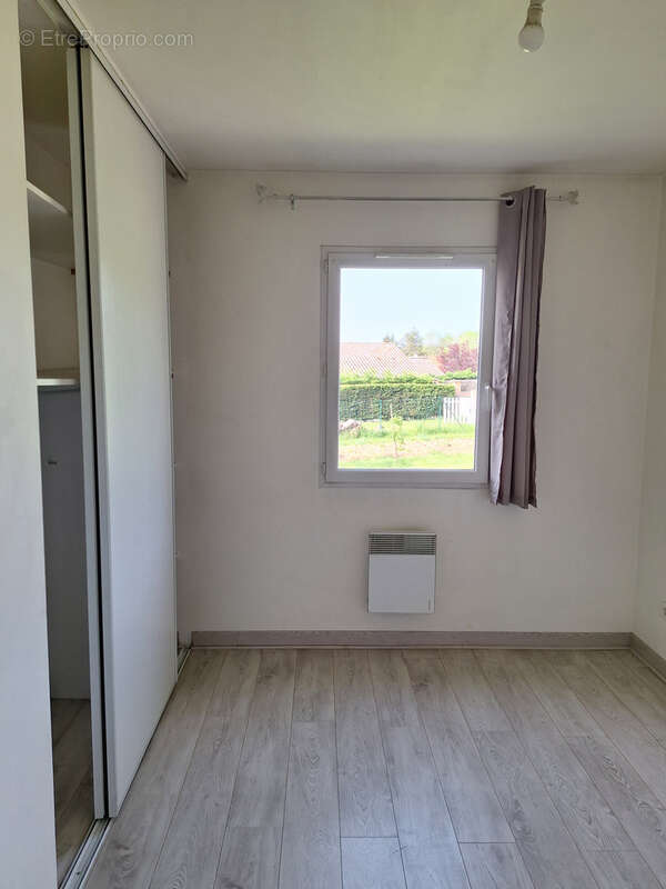 À Alboussière, maison à vendre - photo 4