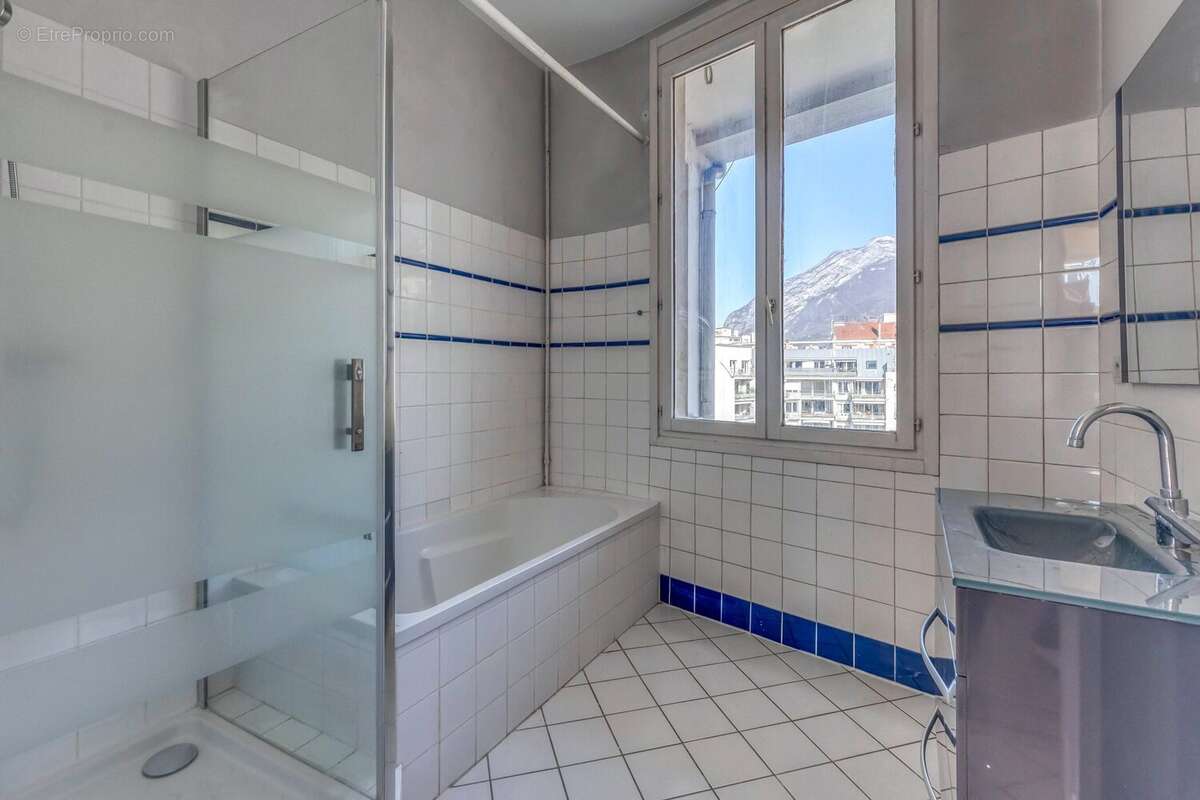 Appartement à GRENOBLE