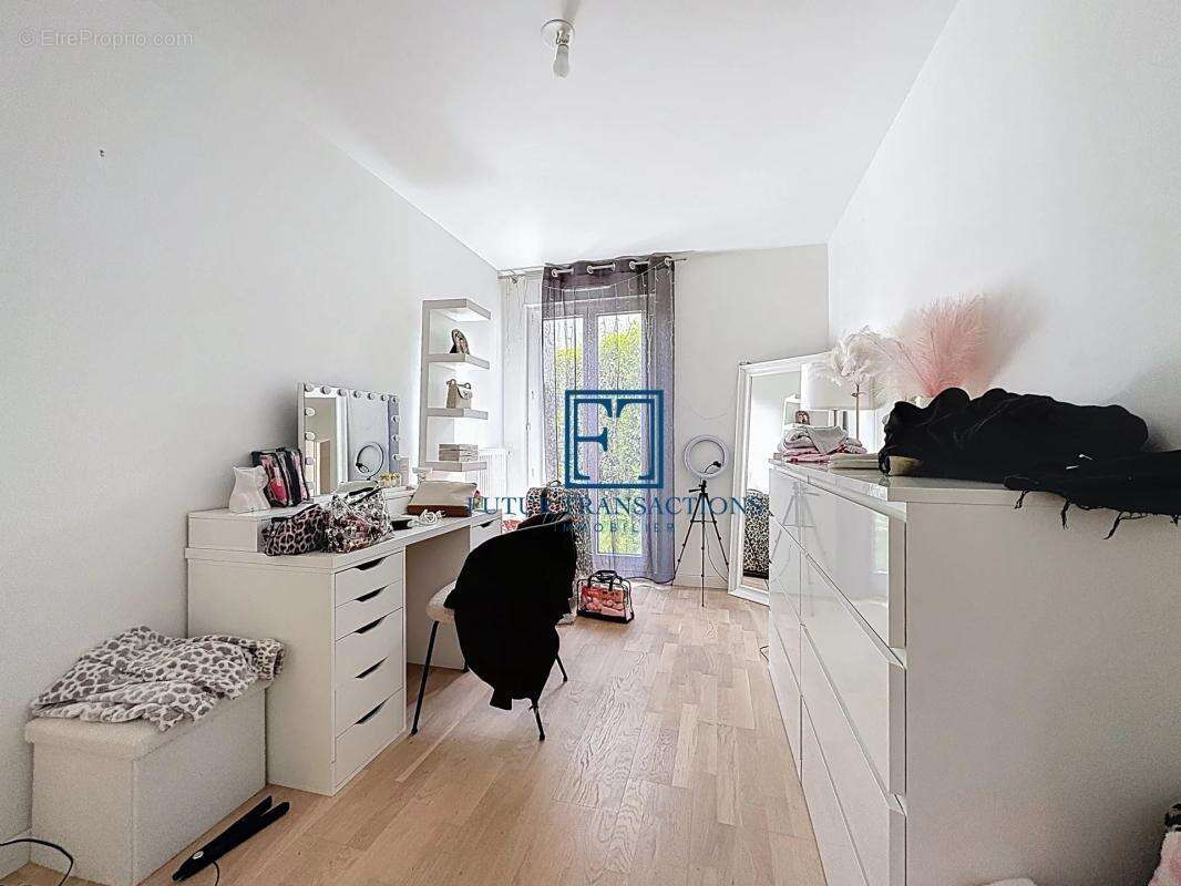 Appartement à MONTIGNY-LE-BRETONNEUX