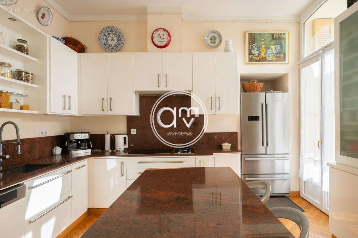 Appartement à HYERES