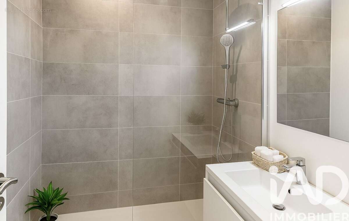 Photo 6 - Appartement à LA TOUR-DU-PIN