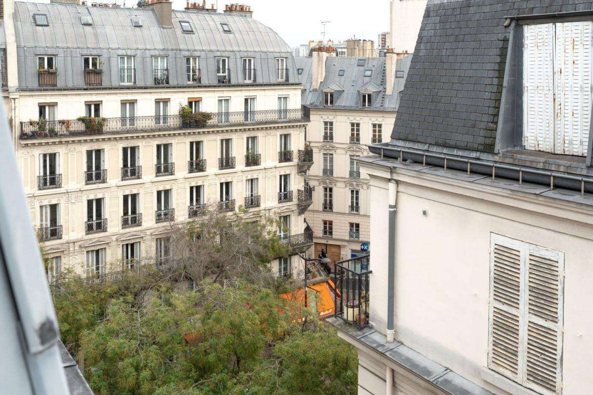 Appartement à PARIS-10E