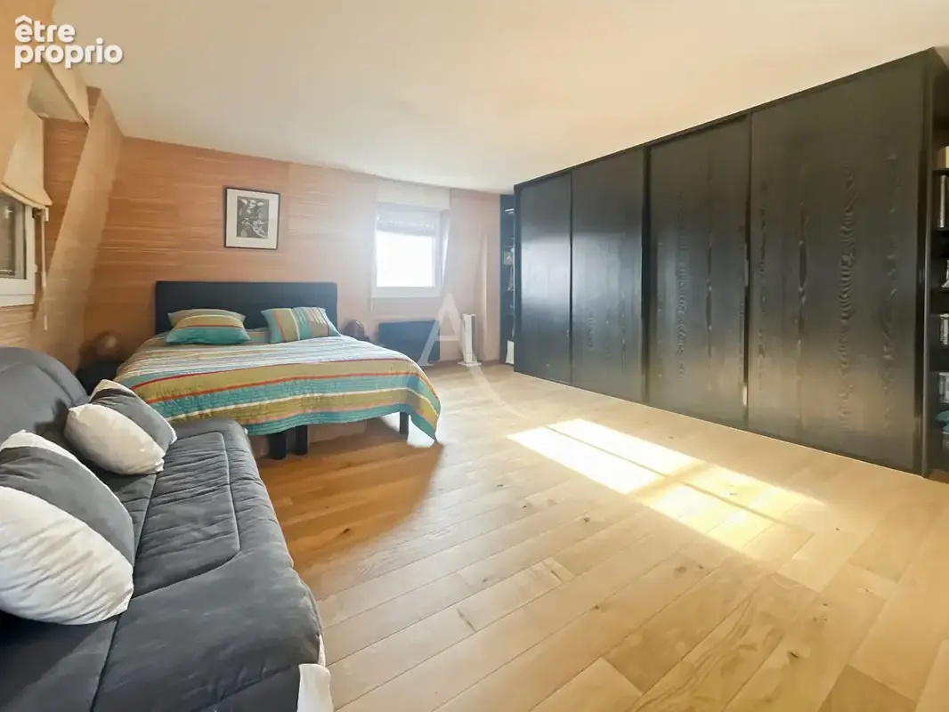 Maison d'exception 214m²  5 ch Ponton privé  Port Cergy - photo 8