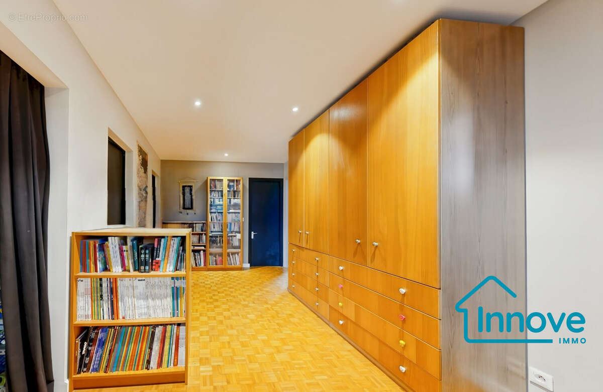 Appartement à VERSAILLES