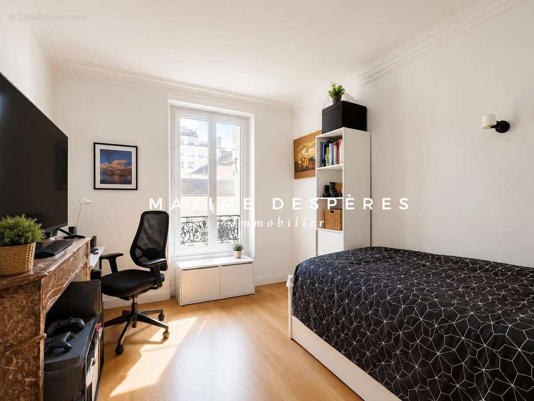 Appartement à LEVALLOIS-PERRET
