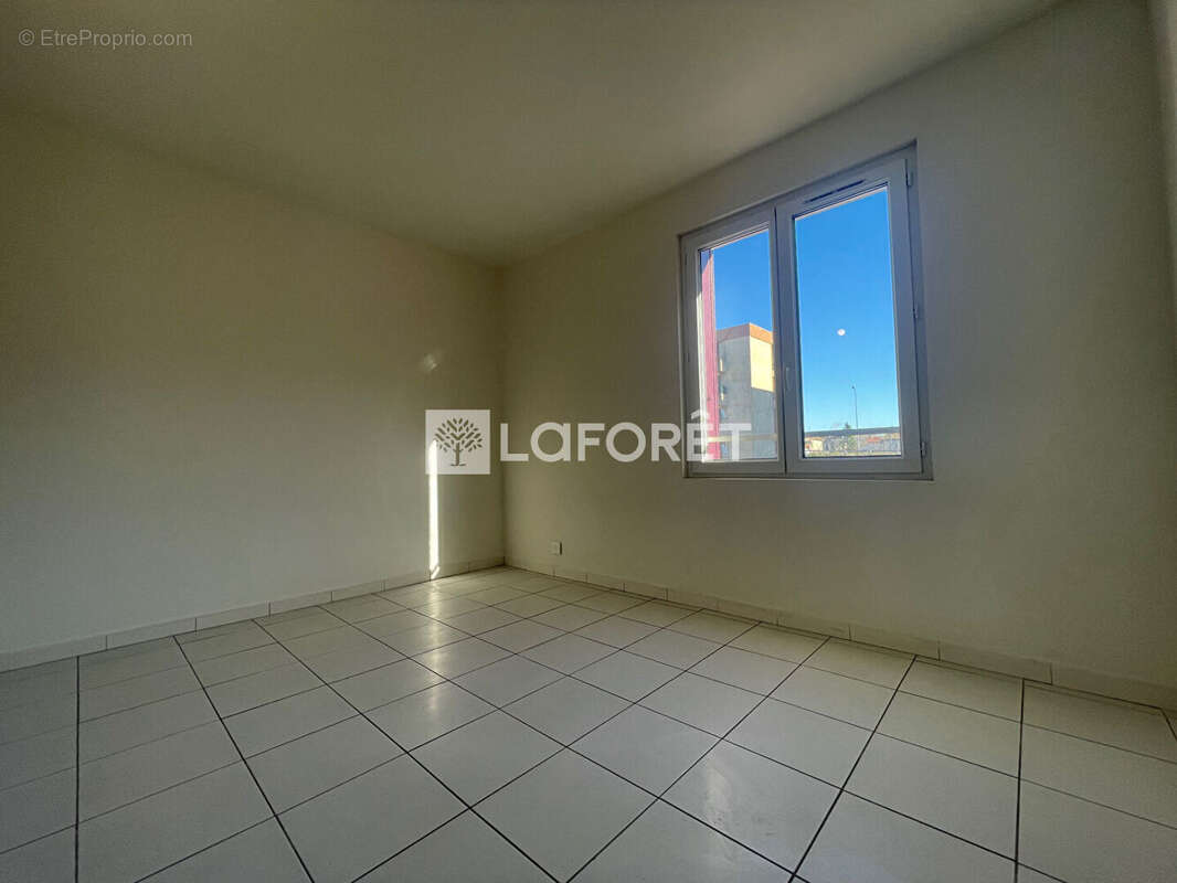 Appartement à LE PONTET