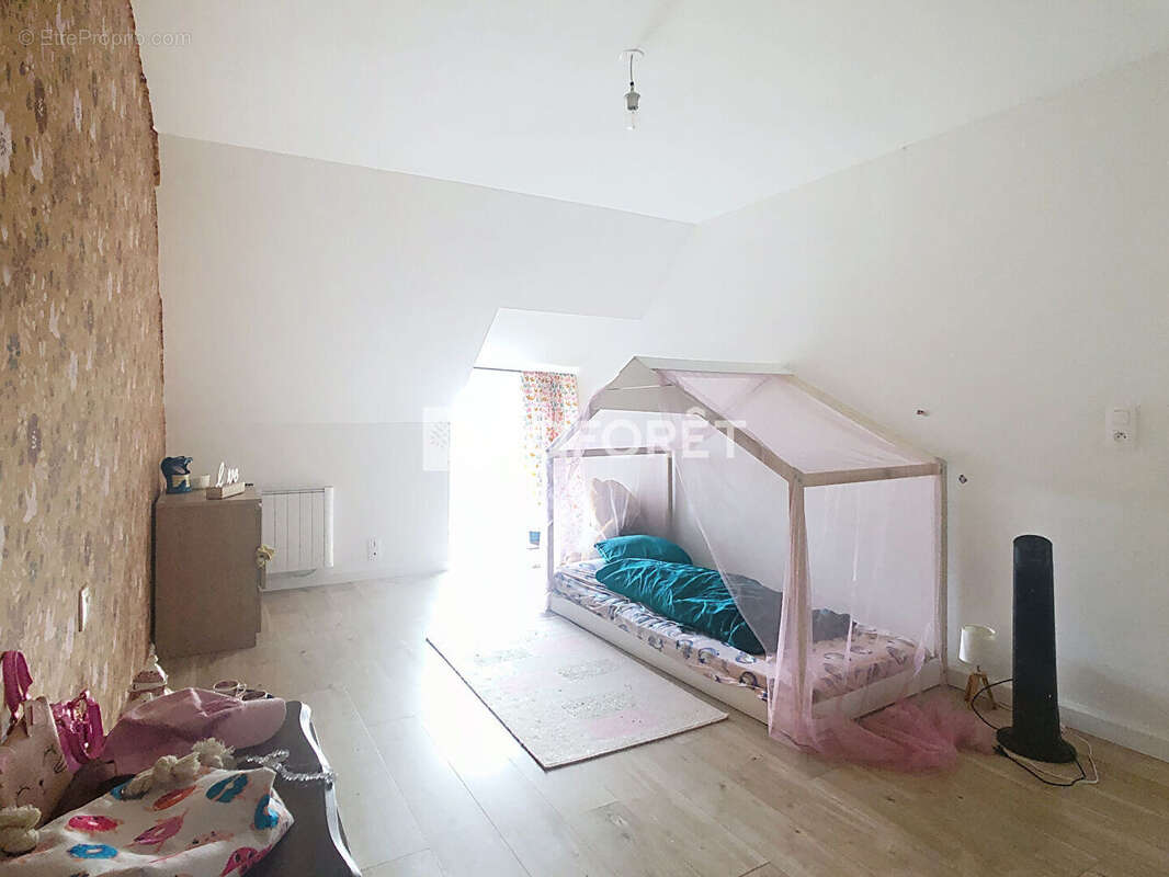 Maison à MAURE-DE-BRETAGNE