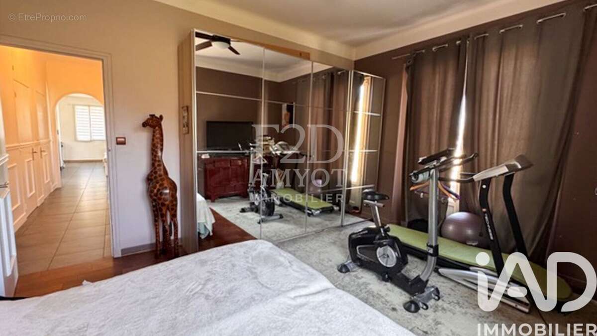 Photo 9 - Appartement à SAINT-LAURENT-DU-VAR