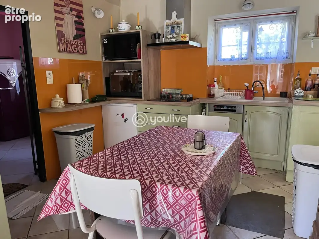 SCAËR (29390) - Le charme d'une maison en pierre - photo 9