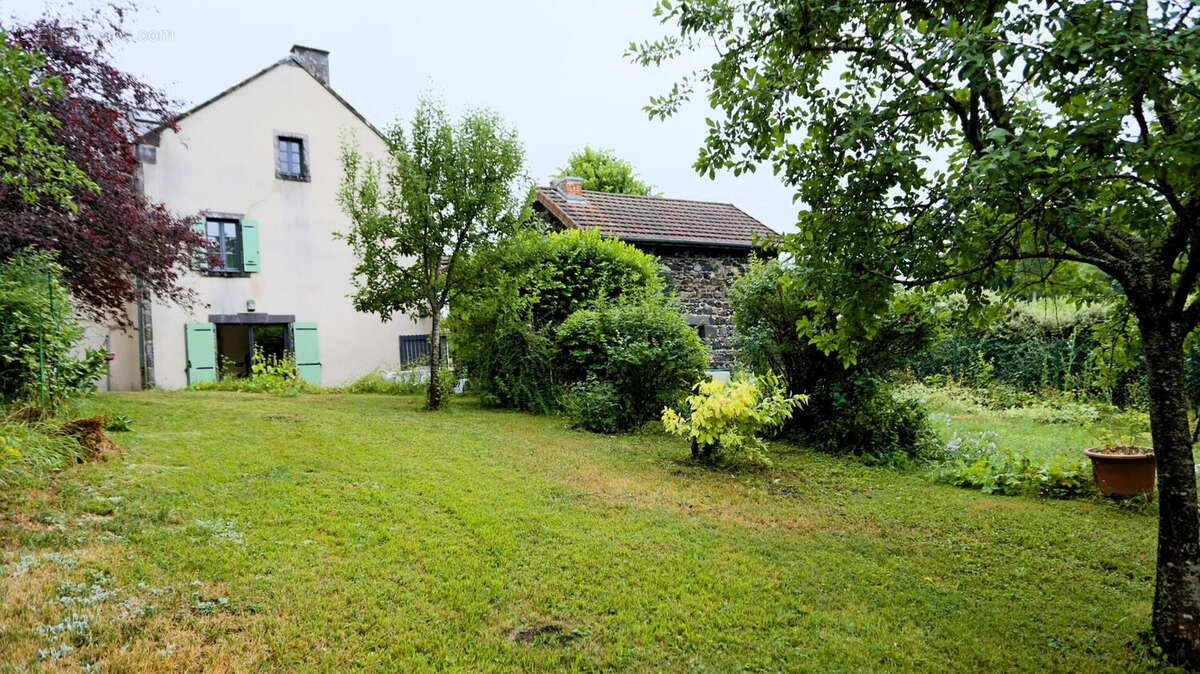 Maison à SAINT-OURS