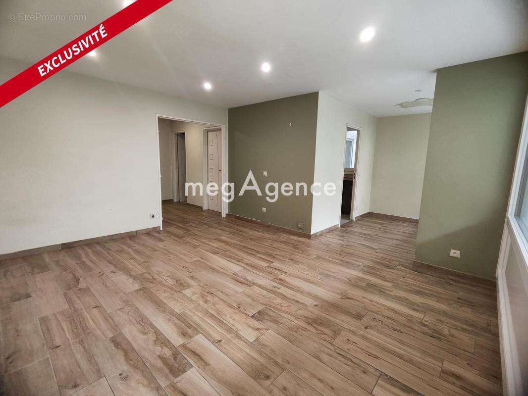Grand T2 lumineux avec extérieur (terrasse et balcon) – Proche  Charpennes / tête d'or - photo 2