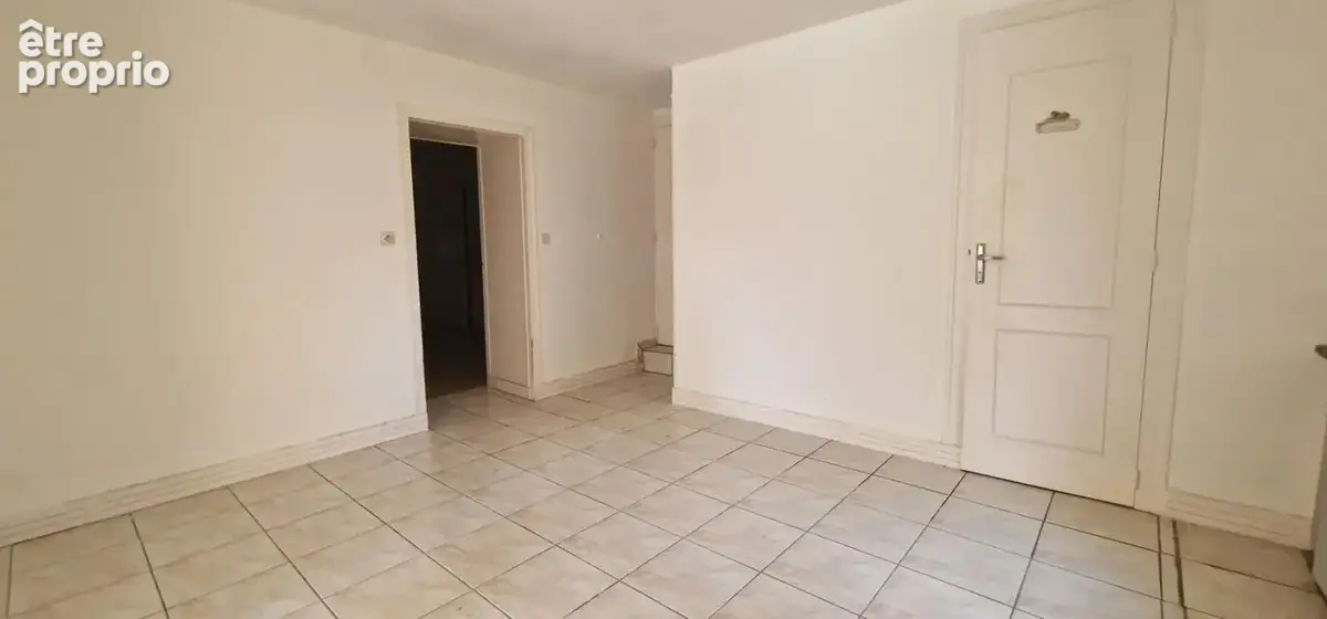 Villa Lezay 7 pièce(s) 150 m2 sur 1 700 m² de terrain - photo 12