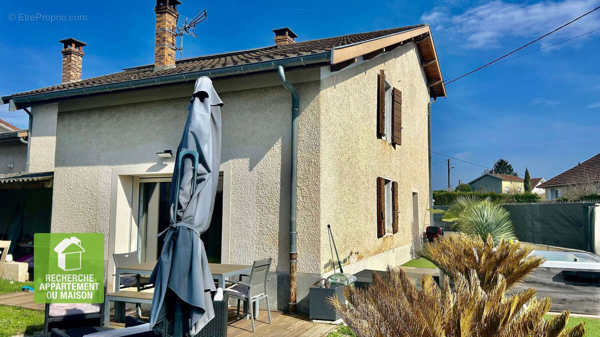 Maison à CHARVIEU-CHAVAGNEUX