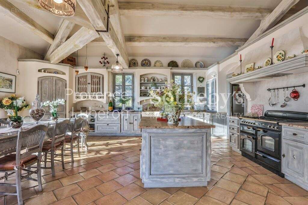 Maison à SAUMANE-DE-VAUCLUSE