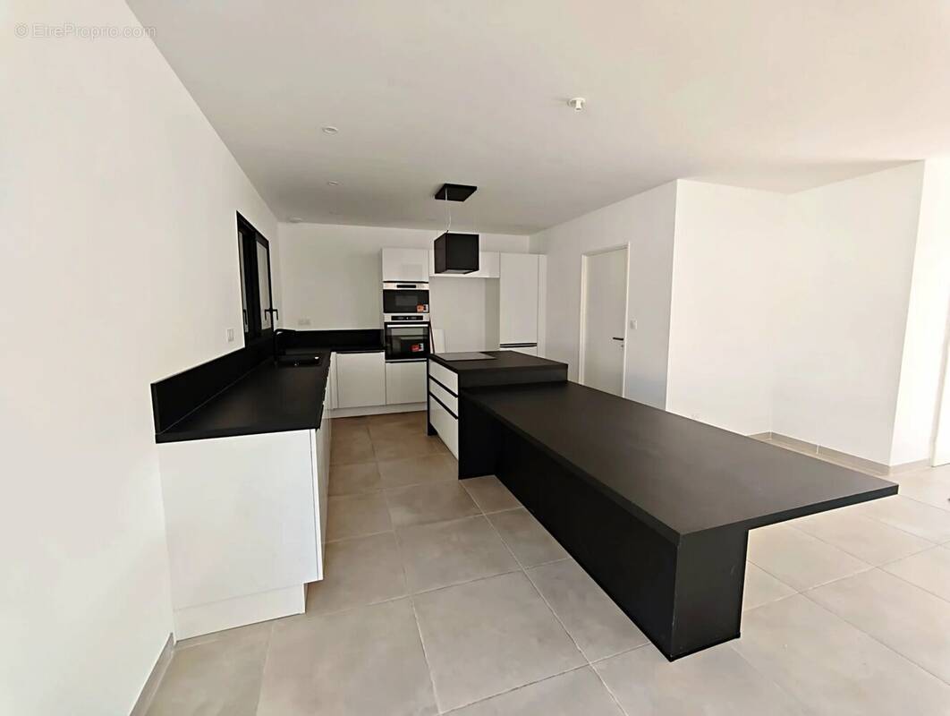 Maison à SAINT-ANDRE-DE-ROQUELONGUE