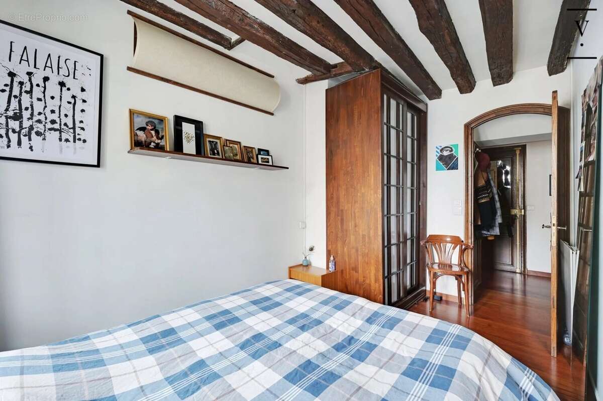 Appartement à PARIS-4E