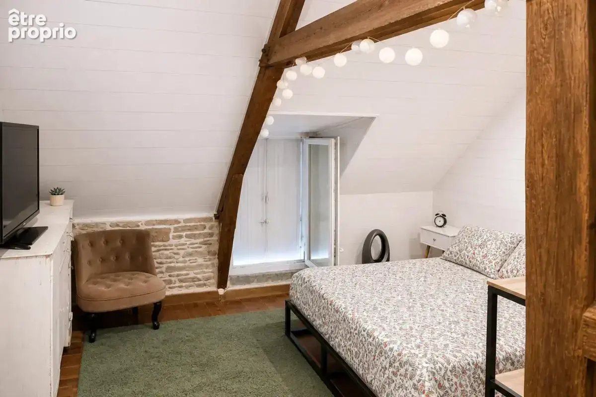 Maison de 13 pièces de 380 m² à Évellys - photo 4