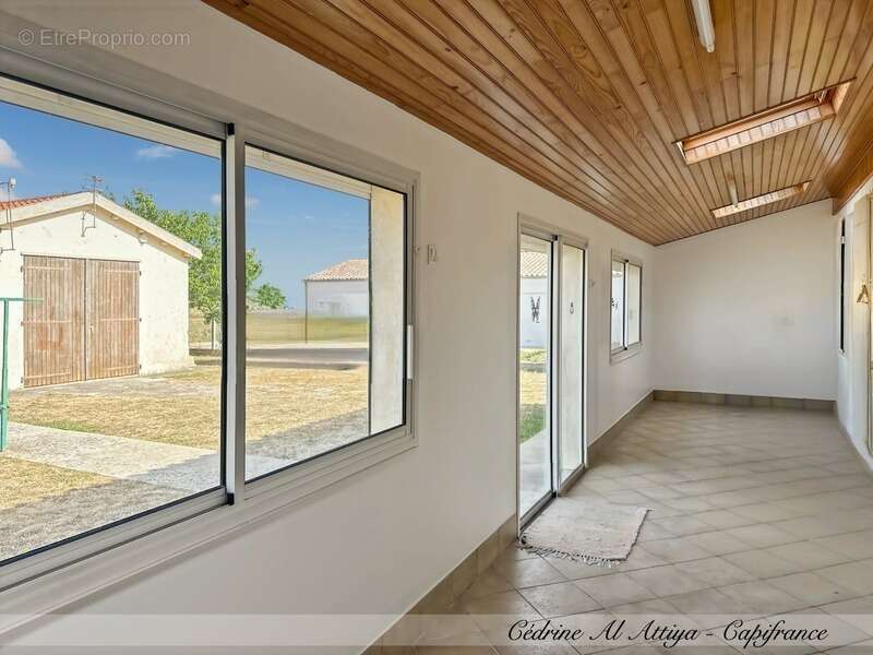Maison à vendre plain-pied, 3 pièces, 92m2, jardin, garage - photo 7