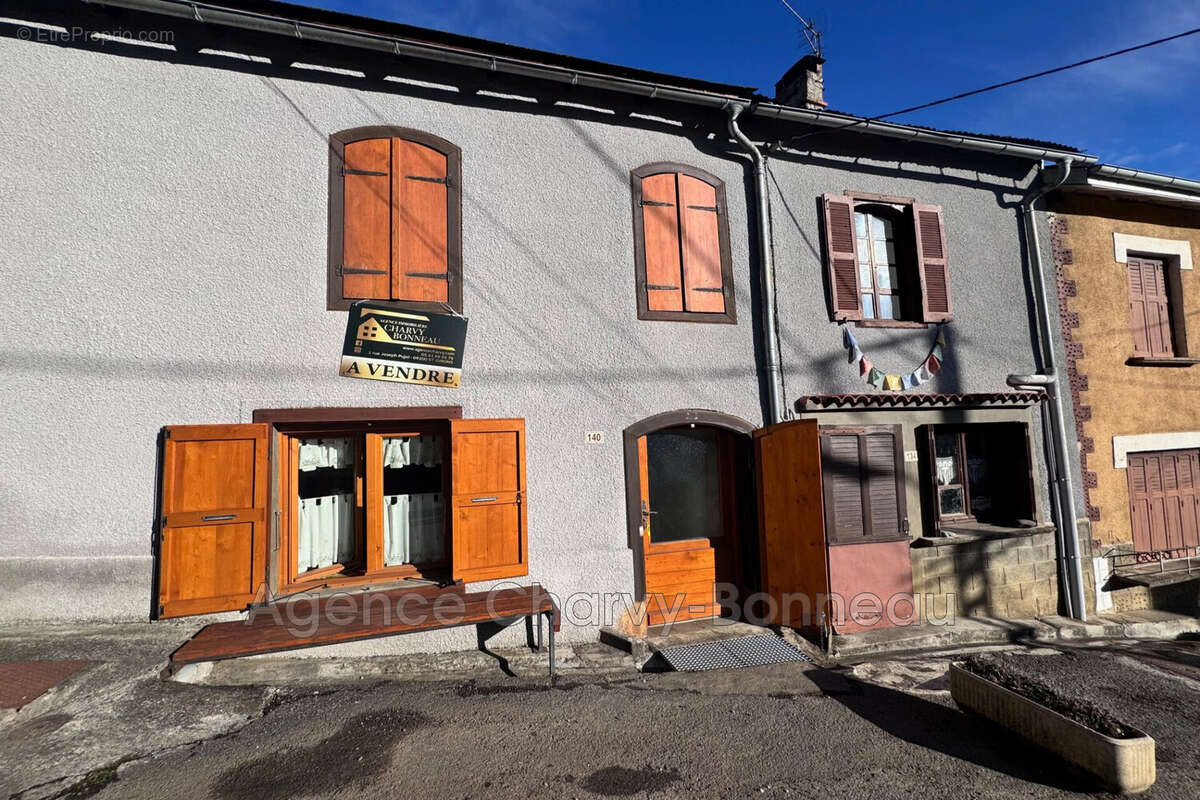 Maison à SENTENAC-D'OUST