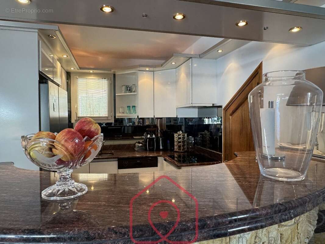 Maison à PUGET-SUR-ARGENS