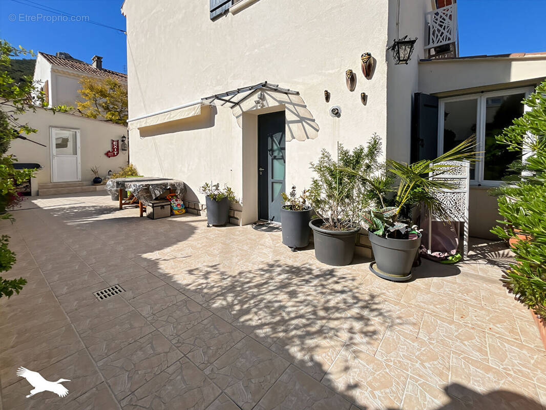 Maison à MARSEILLE-11E