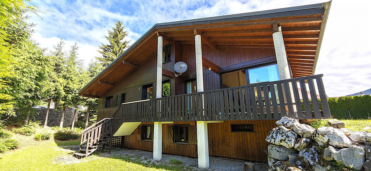 Maison à ARACHES-LA-FRASSE