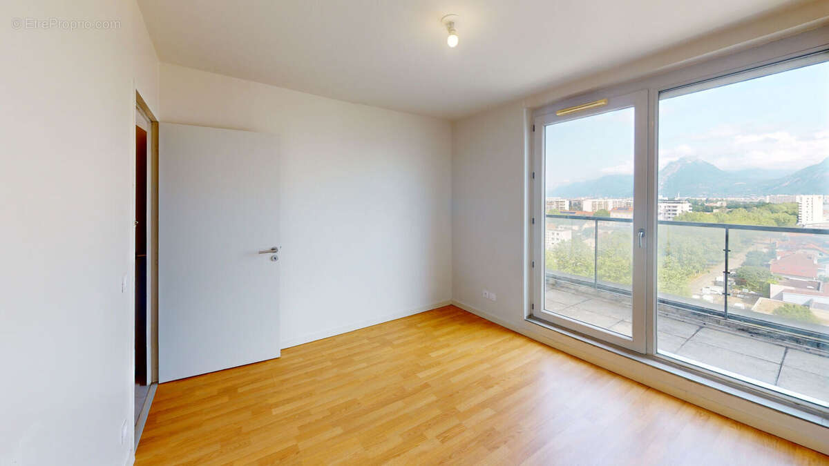 Appartement à ECHIROLLES