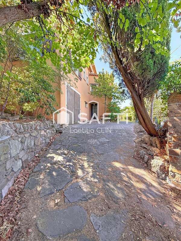 Photo 6 - Maison à SAINT-RAPHAEL